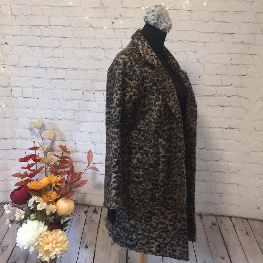 ✌🏻 SOLD ** FREE PEOPLE Cheetah print jacket